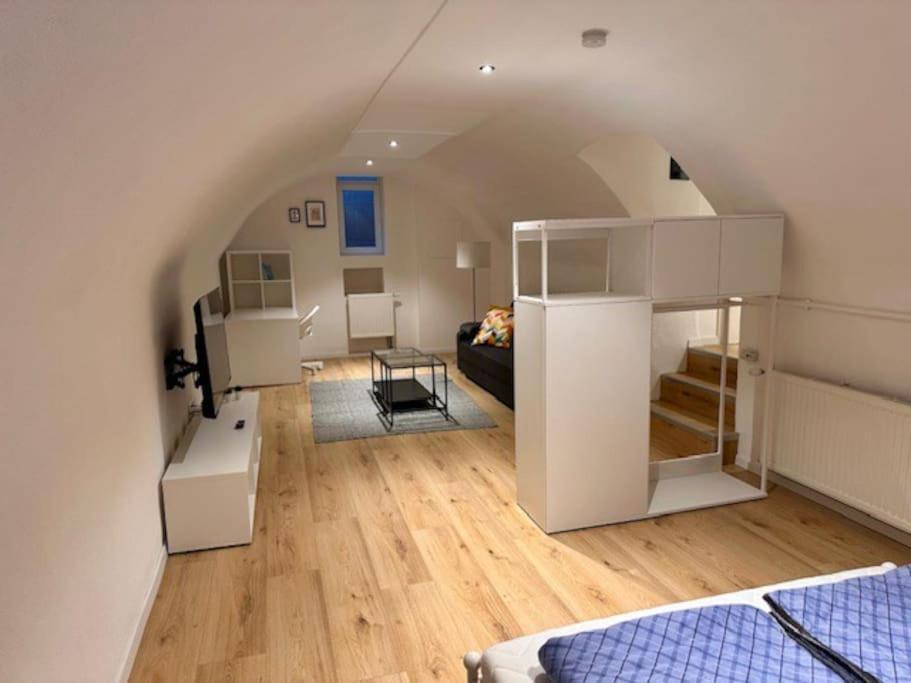 Especially Souterrain Apartment 海尔布隆 外观 照片